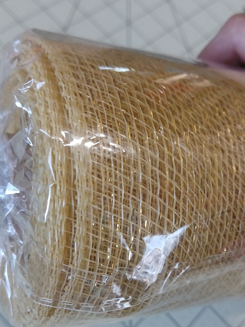 Deco Mesh - Gold - Picture 3 of 4